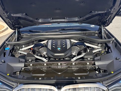 Used 2020 BMW X7 M50i image 33