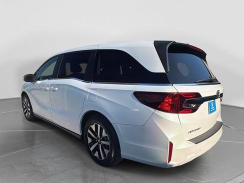 Used 2025 Honda Odyssey EX-L image 4