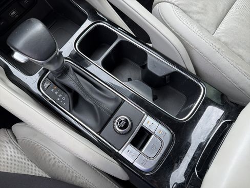 Used 2022 Kia Telluride SX FWD image 16