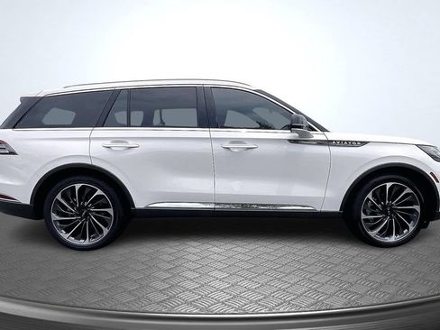 Used 2026 Lincoln Aviator Reserve w/ Luxury Package RWD image 4