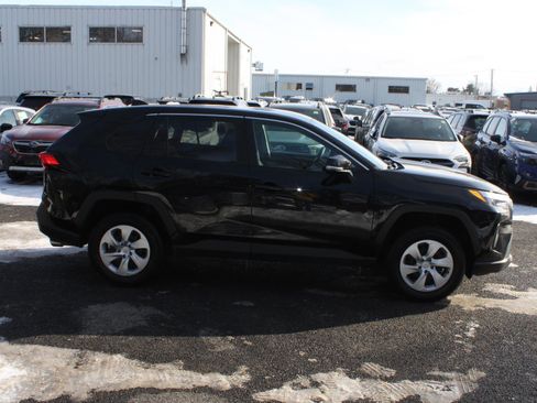 Used 2023 Toyota RAV4 LE image 4