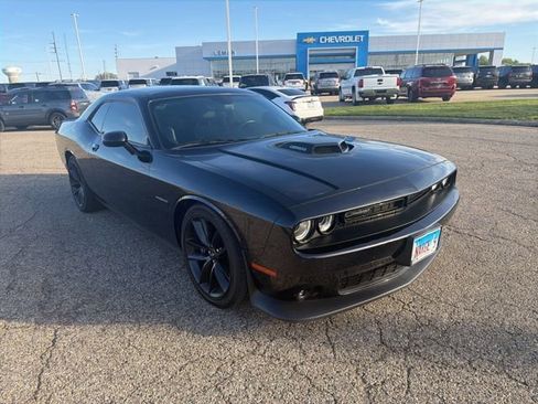 Used 2021 Dodge Challenger R/T w/ Plus Package RWD image 2