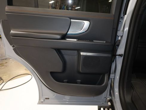 Used 2025 Ford Expedition Tremor AWD/4WD image 20