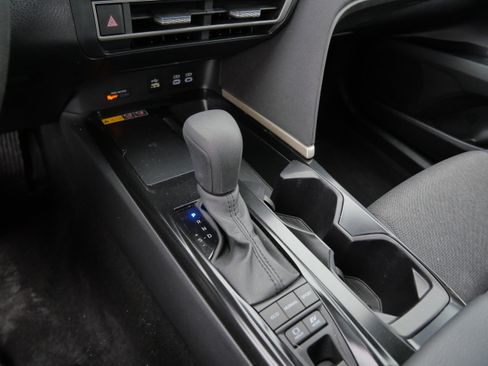 Certified 2025 Toyota Camry LE image 38