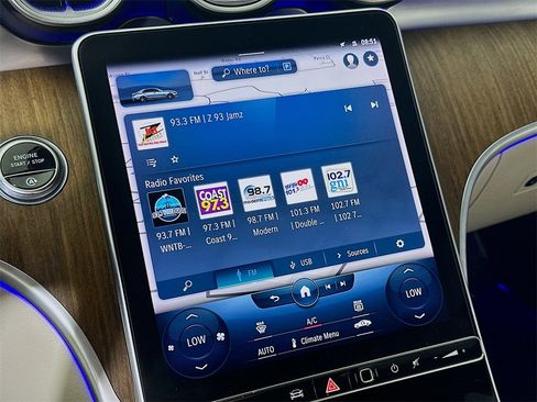 Used 2022 Mercedes-Benz C 300 4MATIC Sedan w/ Pinnacle Trim Package image 29