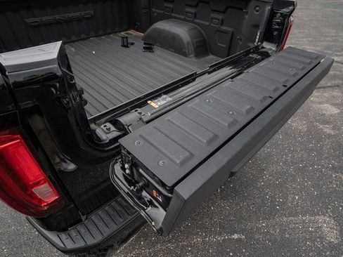 Used 2024 GMC Sierra 1500 Denali Ultimate image 17