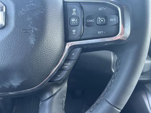 Used 2025 RAM 2500 Laramie AWD/4WD image 23