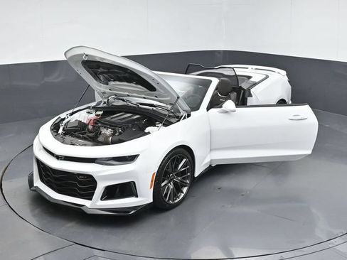 Used 2022 Chevrolet Camaro ZL1 RWD image 55