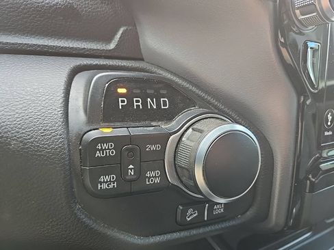 Used 2021 RAM 1500 Big Horn AWD/4WD image 23