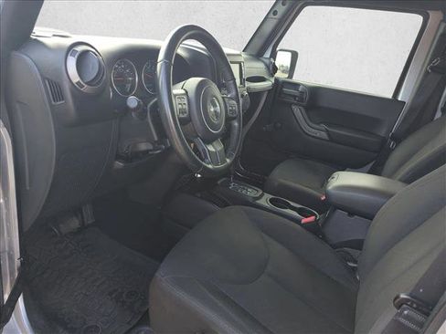 Used 2016 Jeep Wrangler Unlimited Sport w/ Connectivity Group image 9