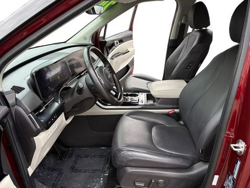 Used 2024 Kia Carnival SX Prestige FWD image 9