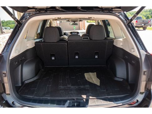 Used 2023 Subaru Forester Premium AWD/4WD image 31
