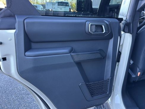 New 2025 Ford Bronco Outer Banks AWD/4WD image 22