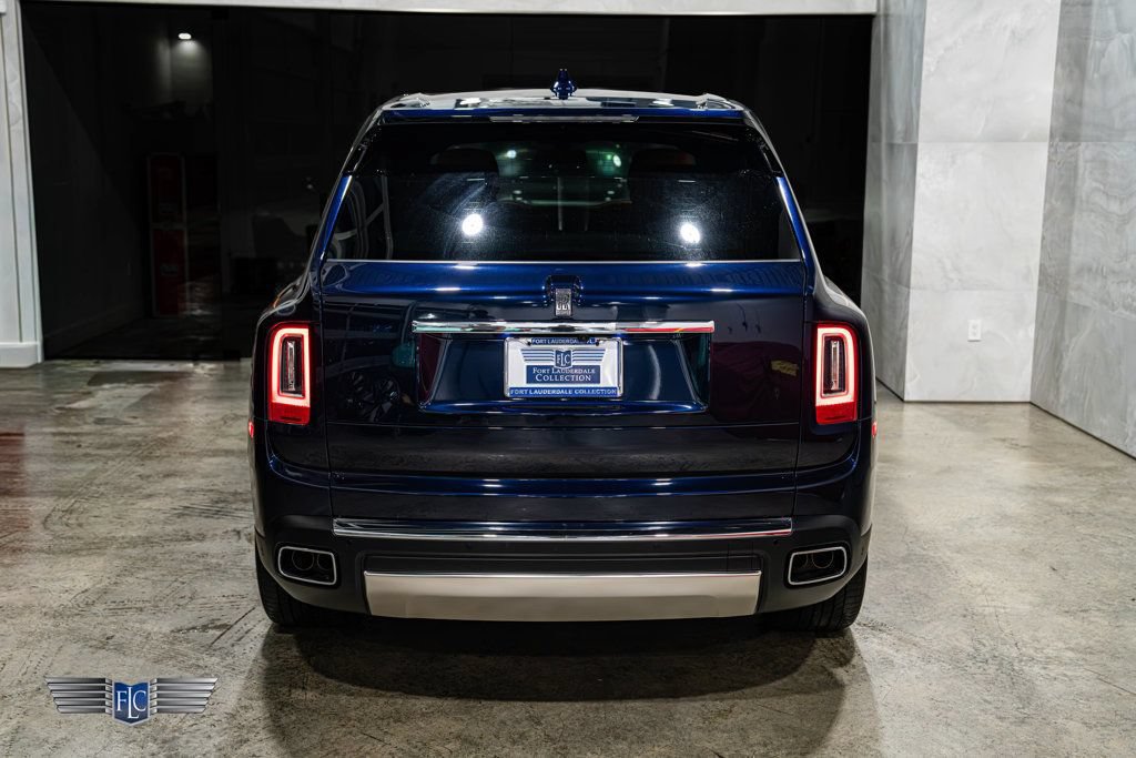 Used 2023 Rolls-Royce Cullinan w/ Cullinan Package AWD/4WD image 34