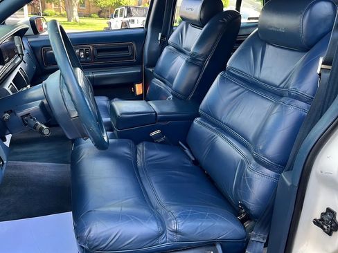 Used 1992 Buick Roadmaster Limited image 4