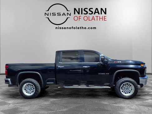 Used 2020 Chevrolet Silverado 2500 LTZ w/ LTZ Premium Package AWD/4WD image 29