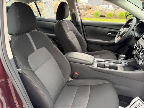 Used 2025 Nissan Sentra SV FWD image 13
