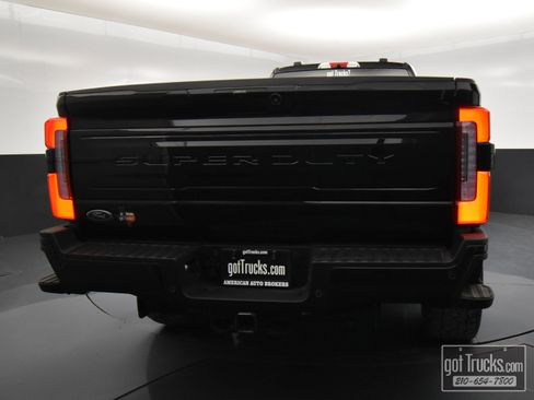 Used 2025 Ford F350 Platinum image 5