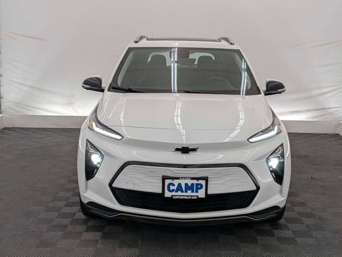 Used 2022 Chevrolet Bolt EUV Premier w/ Sun & Sound Package image 9