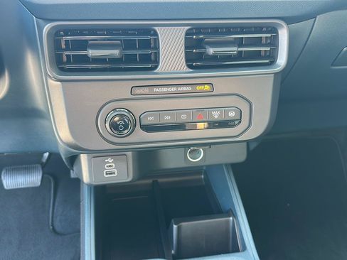 Certified 2025 Ford Maverick XL w/ Equipment Group 101A AWD/4WD image 21