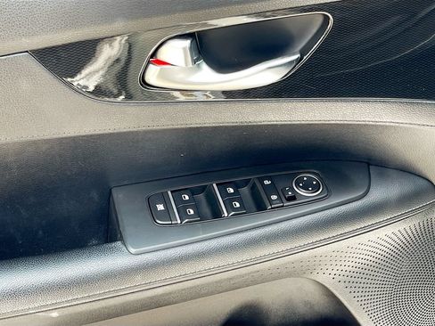 Used 2023 Kia Forte GT-Line w/ GT-Line Premium Package FWD image 19