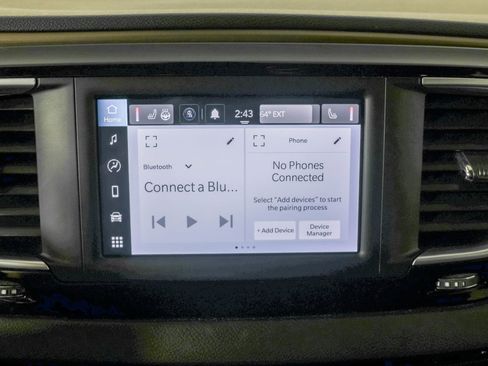 Used 2022 Chrysler Voyager LX FWD image 29