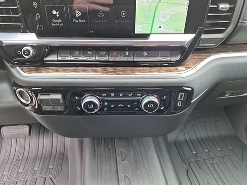 New 2026 GMC Sierra 2500 SLE w/ SLE Value Package; image 39