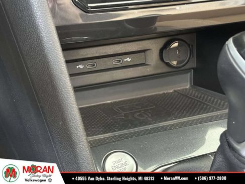 Certified 2023 Volkswagen Tiguan SE R-Line AWD/4WD image 30