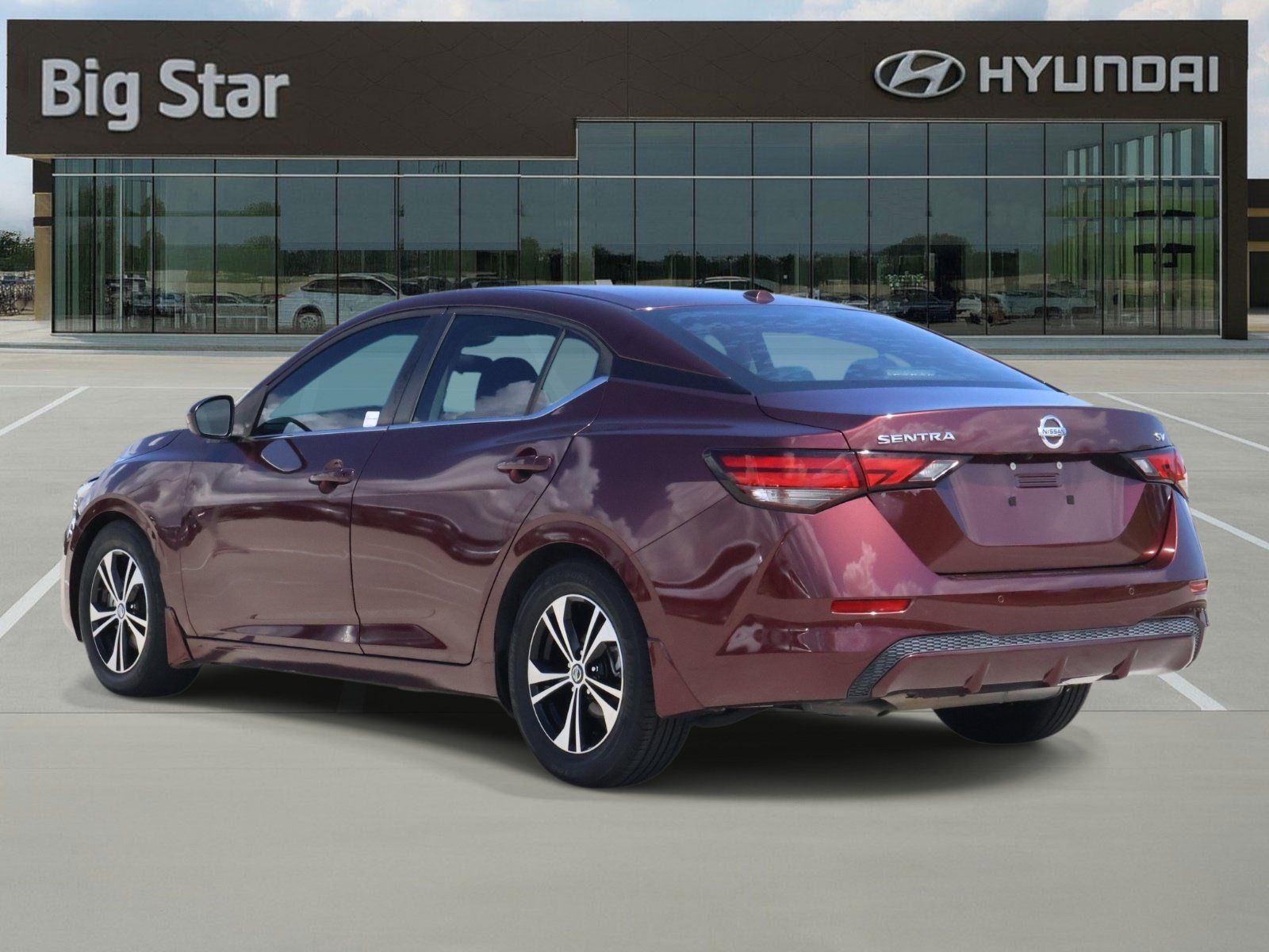 Used 2021 Nissan Sentra SV w/ Trunk Package FWD image 3