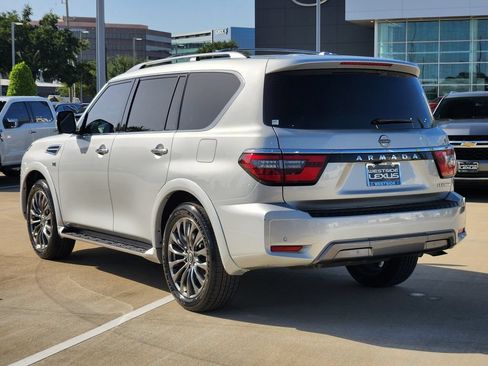 Used 2022 Nissan Armada Platinum w/ Captain's Chairs Package RWD image 5