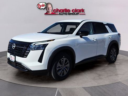 New 2026 Nissan Pathfinder SV FWD image 2