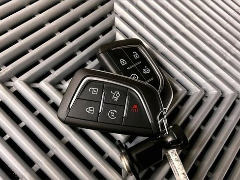 Used 2025 Cadillac CT4 Premium Luxury image 11