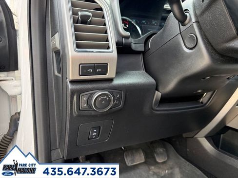 Used 2017 Ford F150 Platinum w/ Equipment Group 701A Luxury AWD/4WD image 19