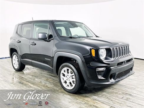 Used 2023 Jeep Renegade Latitude image 1