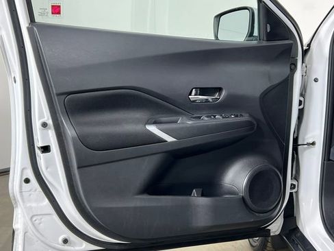 Used 2022 Nissan Kicks SV image 20