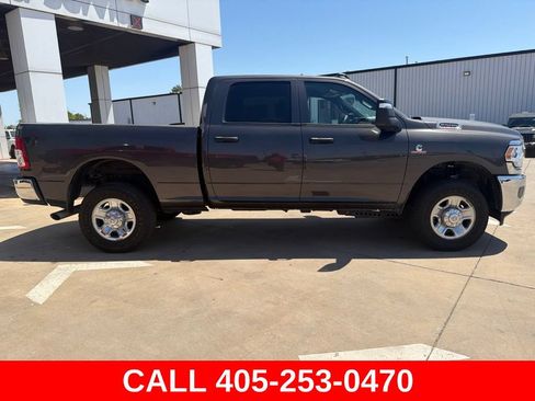 Used 2024 RAM 2500 Tradesman w/ Chrome Appearance Group AWD/4WD image 2