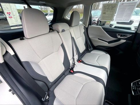 Used 2023 Subaru Forester Premium image 16