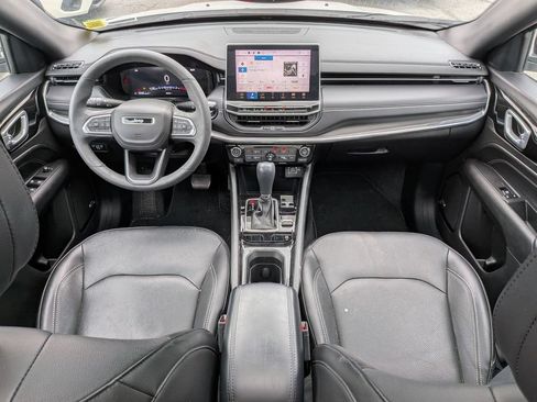 Used 2023 Jeep Compass High Altitude AWD/4WD image 22