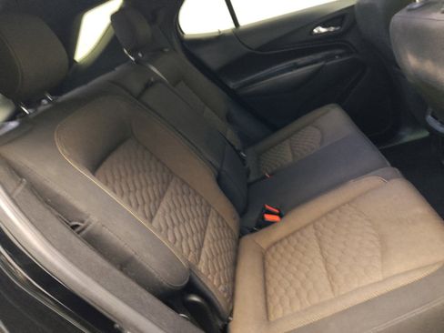 Used 2018 Chevrolet Equinox LT FWD image 19