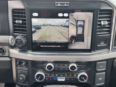 New 2026 Ford F450 Platinum w/ FX4 Off-Road Package AWD/4WD image 16