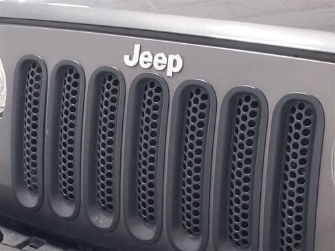 Certified 2018 Jeep Wrangler Unlimited Sport S image 19