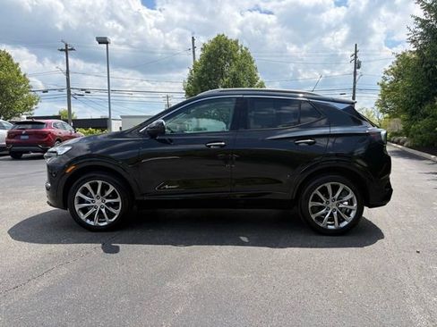 Used 2024 Buick Encore GX Avenir w/ Avenir Convenience Package AWD/4WD image 2