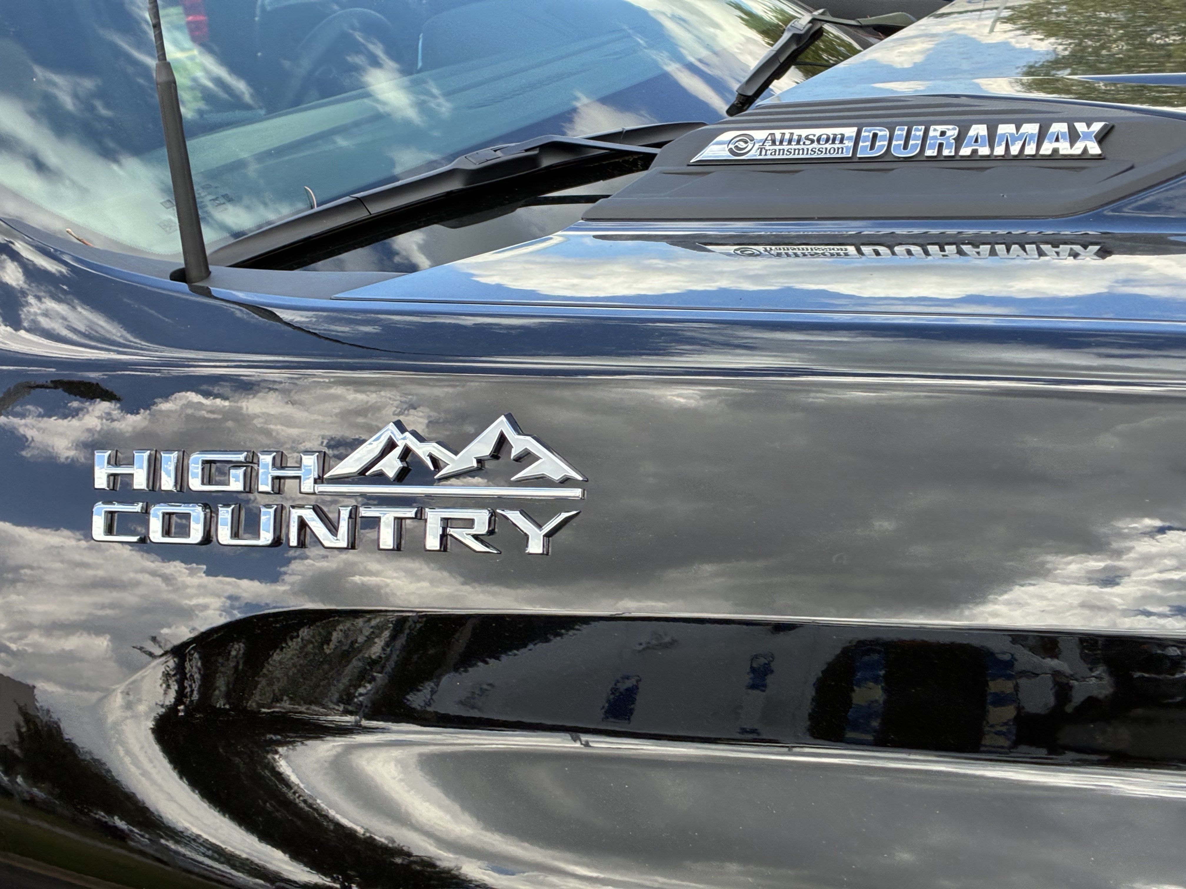 New 2026 Chevrolet Silverado 2500 High Country w/ Technology Package AWD/4WD image 8