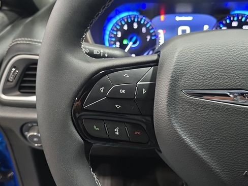 New 2026 Chrysler Pacifica Select w/ S Appearance Package image 11