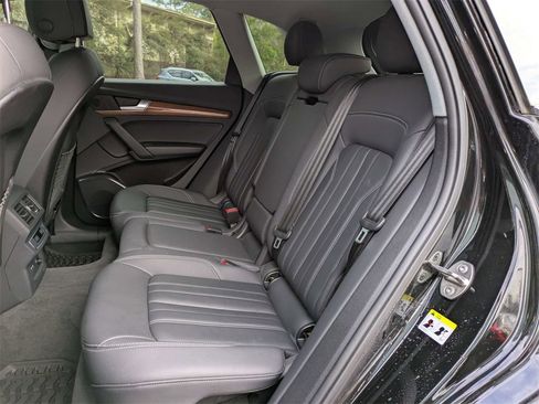 Used 2023 Audi Q5 2.0T Premium w/ Convenience Package image 15