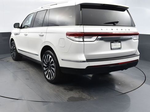 Certified 2022 Lincoln Navigator Black Label image 7