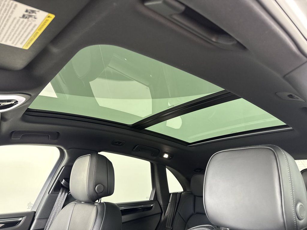 Certified 2026 Porsche Macan S AWD/4WD image 42