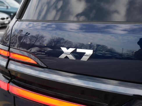 New 2026 BMW X7 M60i w/ Executive Package image 20