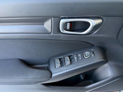 Used 2024 Honda Civic Sport image 12