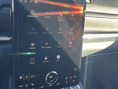 New 2026 GMC Terrain Elevation w/ Elevation Premium Package AWD/4WD image 29